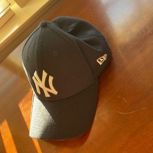 Yankees hat! Size fits small-medium!